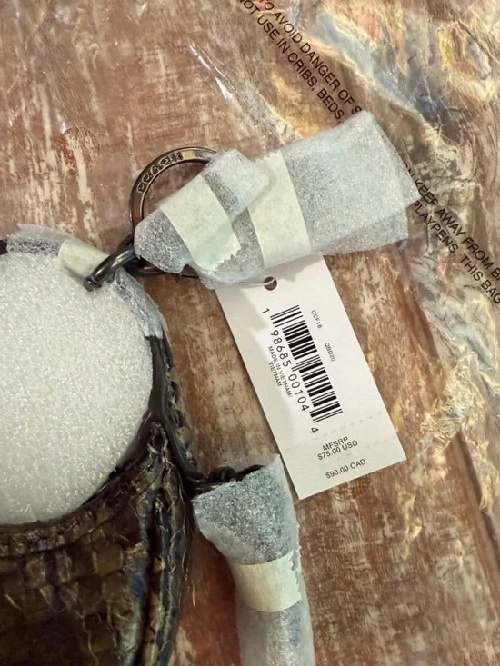 Coach Python-Embossed Leather Coin Purse Keychain HTF - Picture 3 of 7